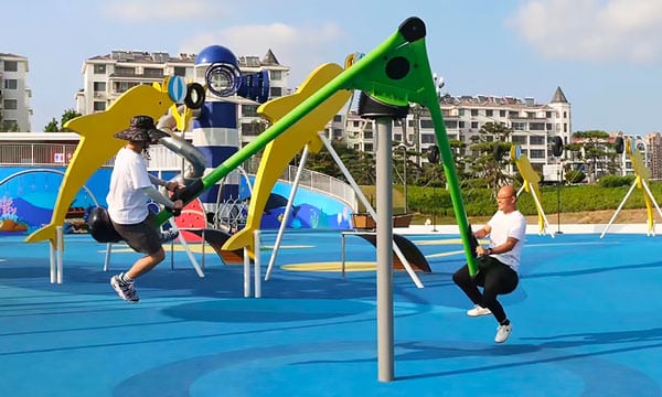 Freestanding Play
