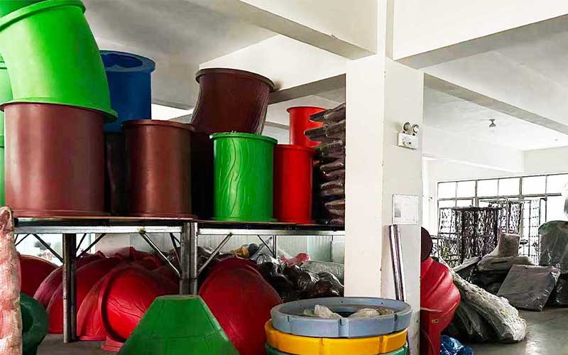 plastic-warehouse-2